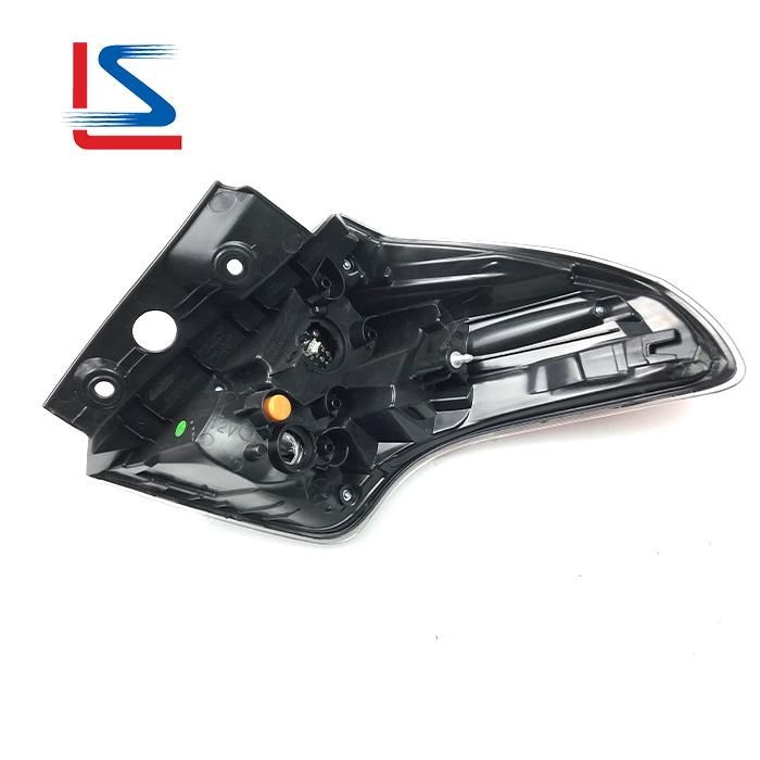 Auto Lamp Prats Taillights for RAV4 2016 Tail Lamp Rear Combination Lamp 81550-0r060 81560-0r060