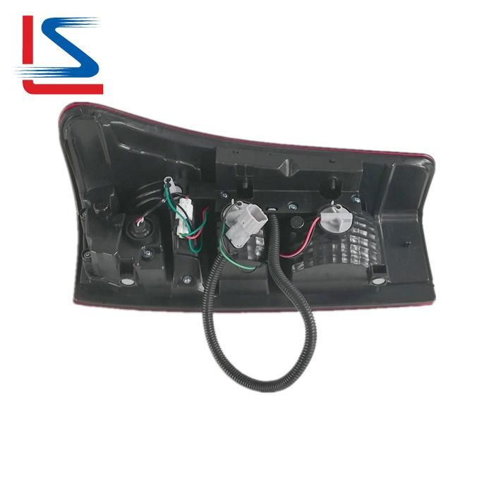Auto Bcak Lamp for Isuzu Pickup D-Max 2016-2018 Dark Red OEM R 8982330922 L 8982330932