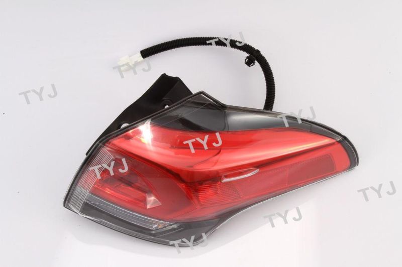 Auto Accessory Tail Lamp Outer Xle for RAV4 2016 USA